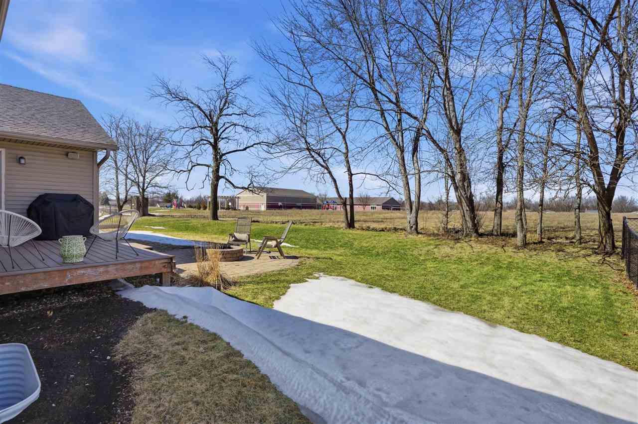 360 Lockmoor Ave