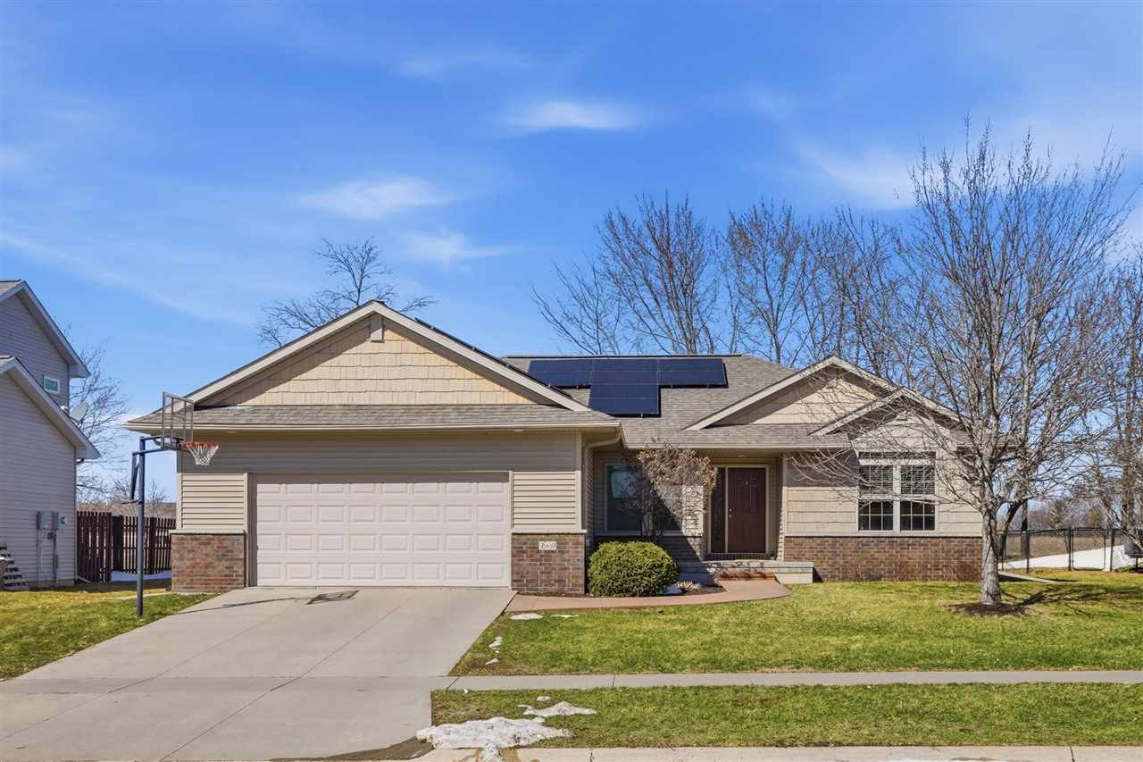 360 Lockmoor Ave