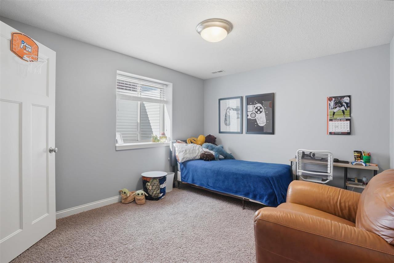 360 Lockmoor Ave