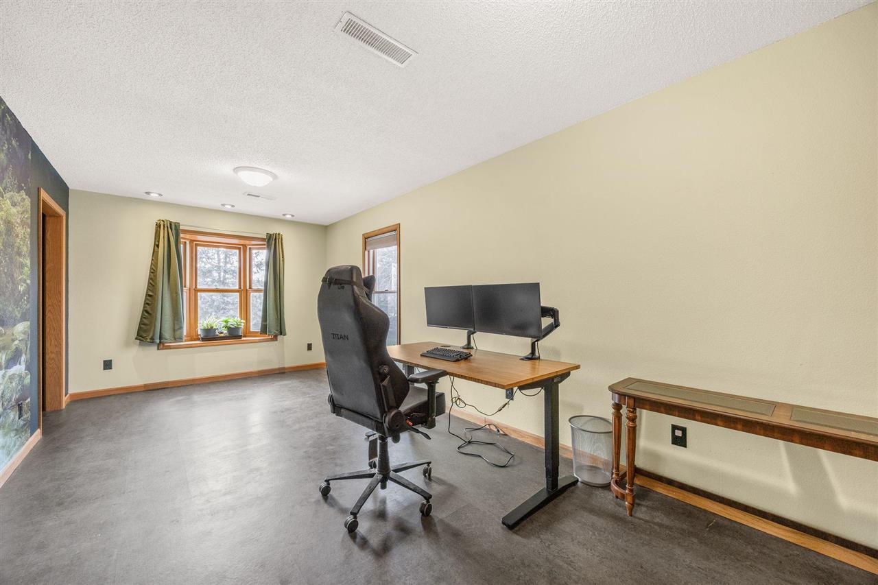 48 Galway Cir