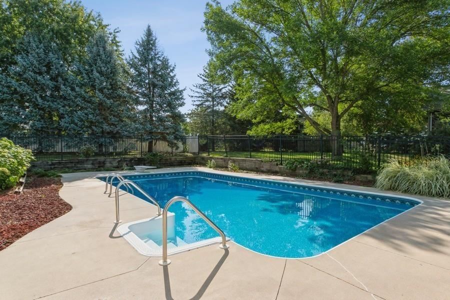 48 Galway Cir