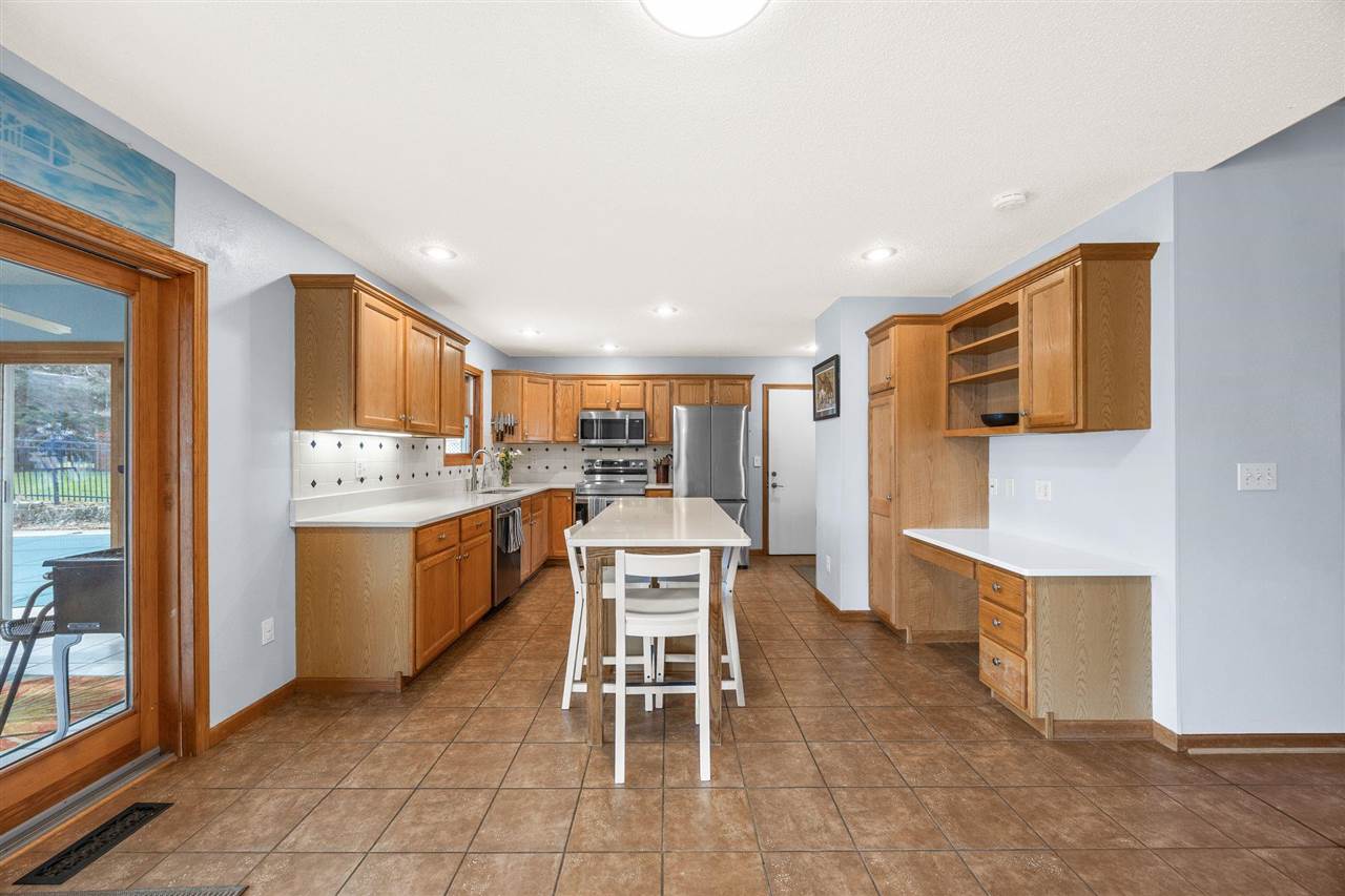 48 Galway Cir