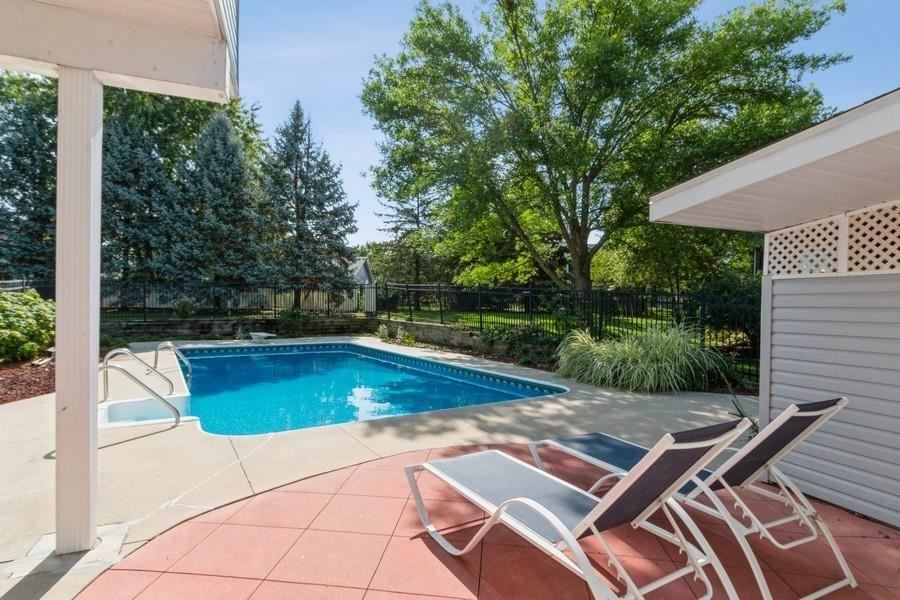 48 Galway Cir