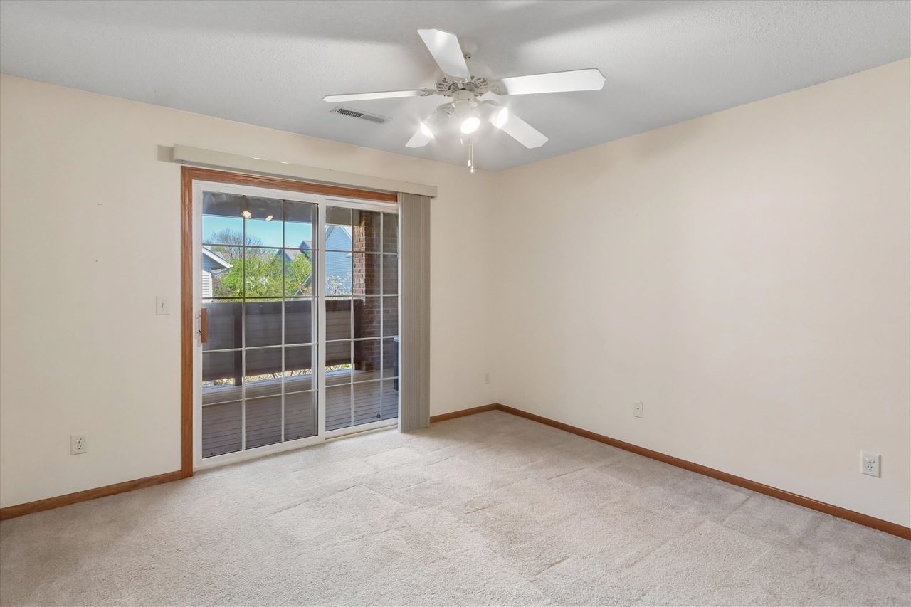 2592 Cascade Lane