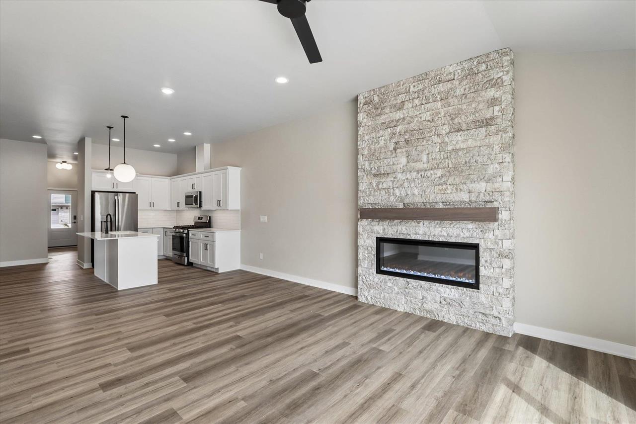 1003 Highland Trl