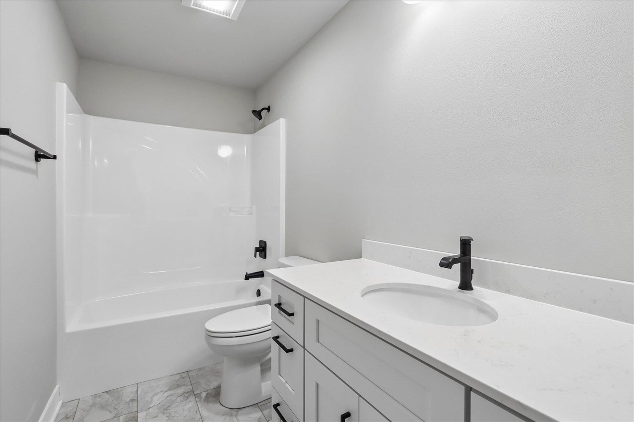 1003 Highland Trl