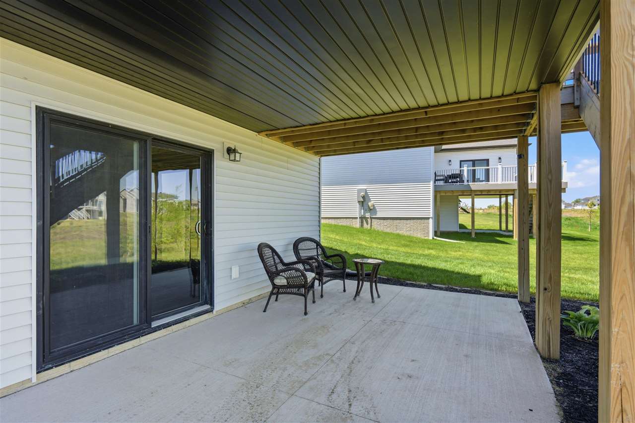 1180 Salm Dr