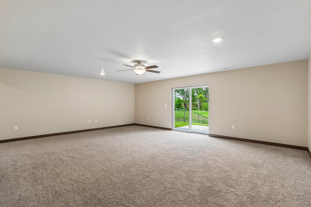 620 Creekside Drive