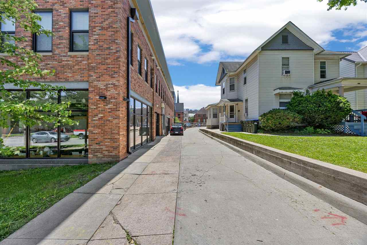 243 N Linn St