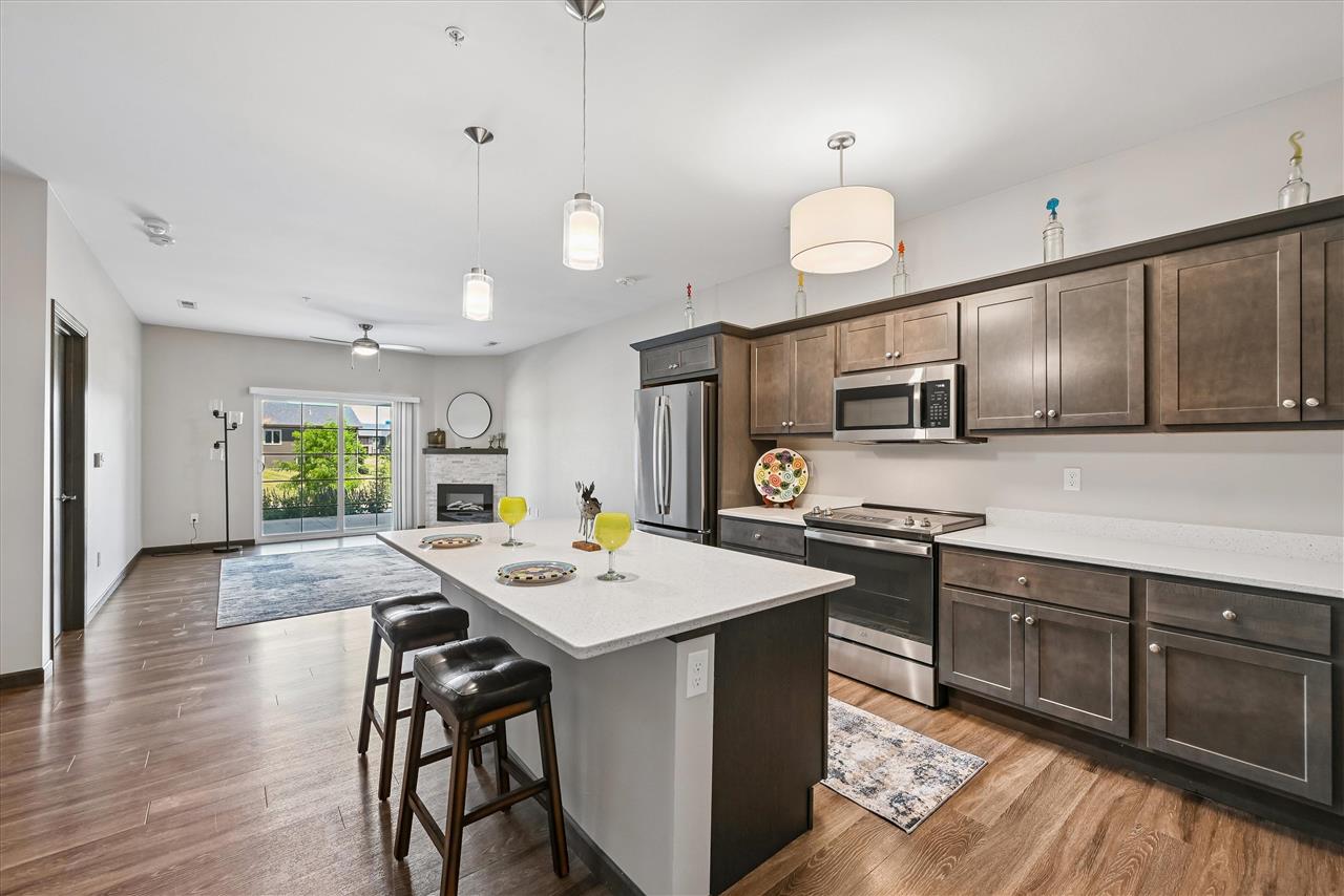 2871 Spring Rose Circle Unit: #109