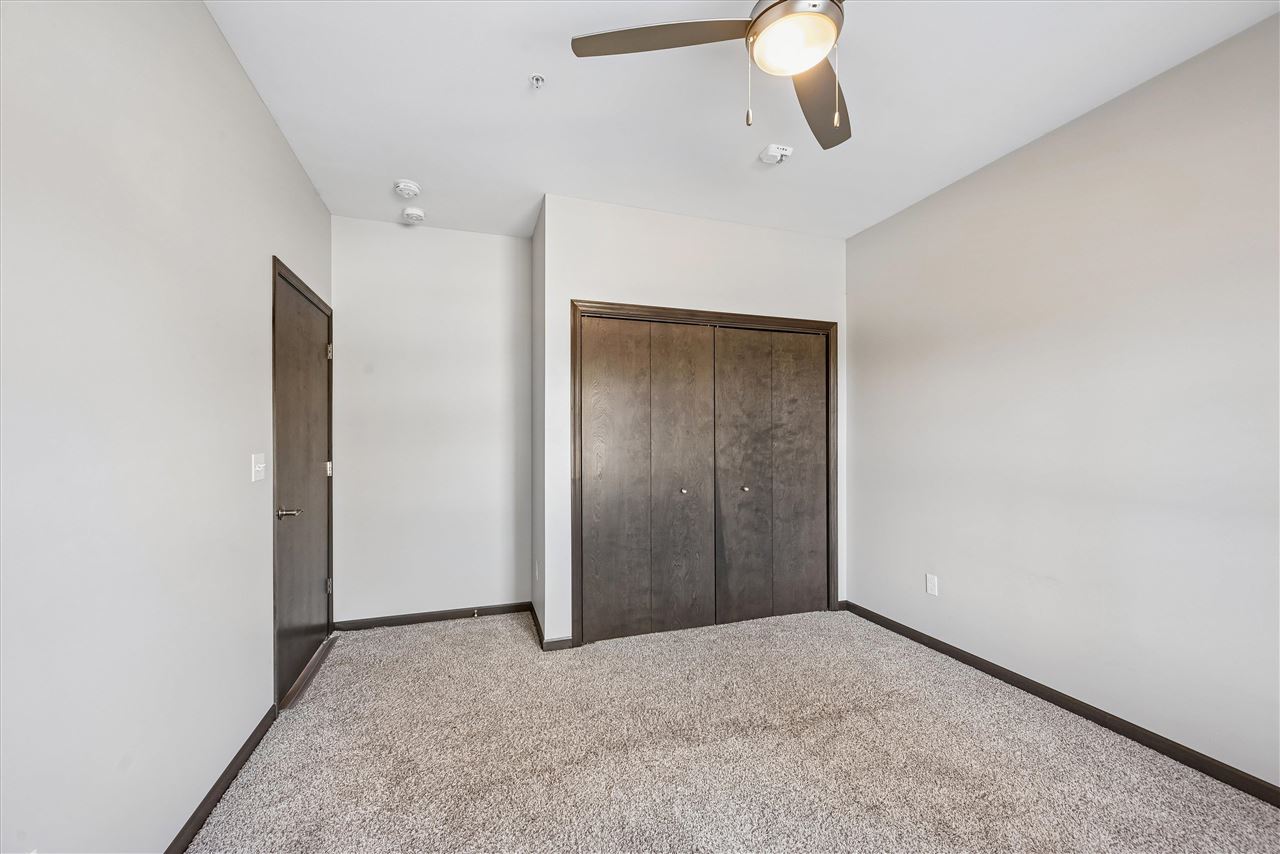 2871 Spring Rose Circle Unit: #109