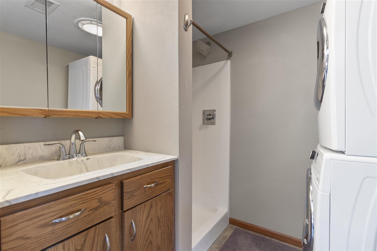 332 S Linn Street Unit: 314