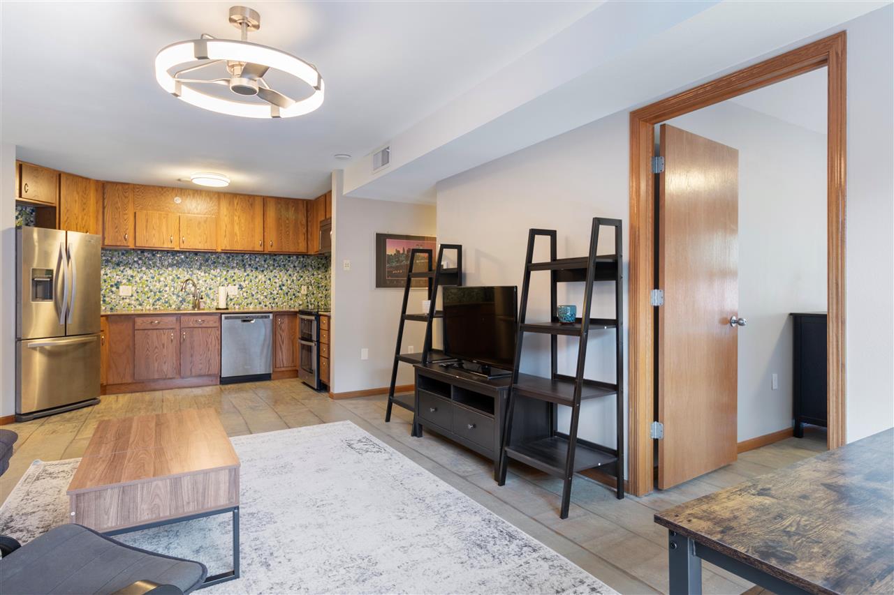 332 S Linn Street Unit: 314