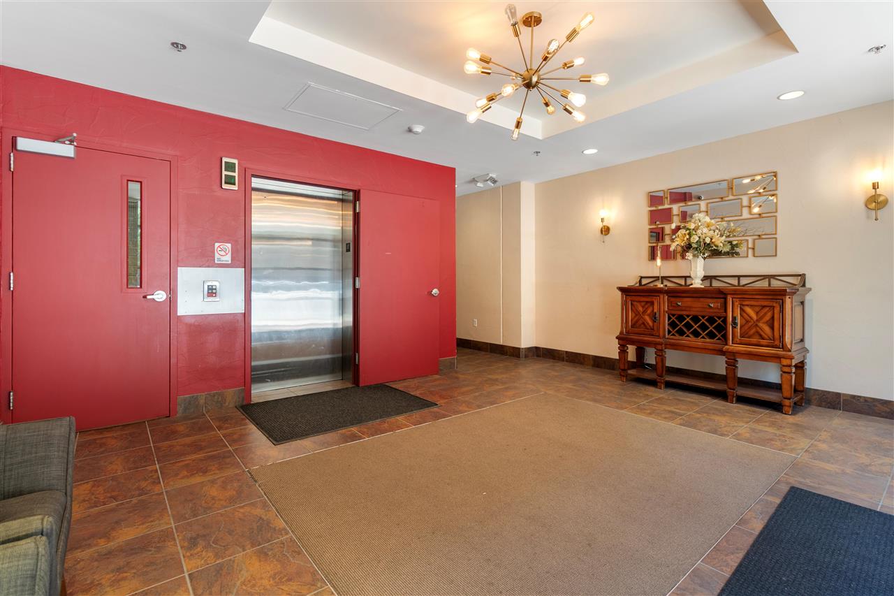 332 S Linn Street Unit: 314