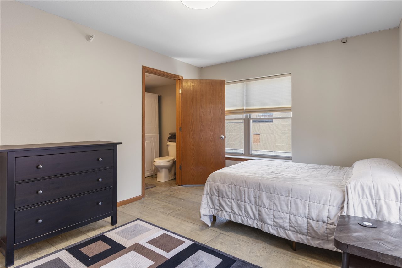 332 S Linn Street Unit: 314