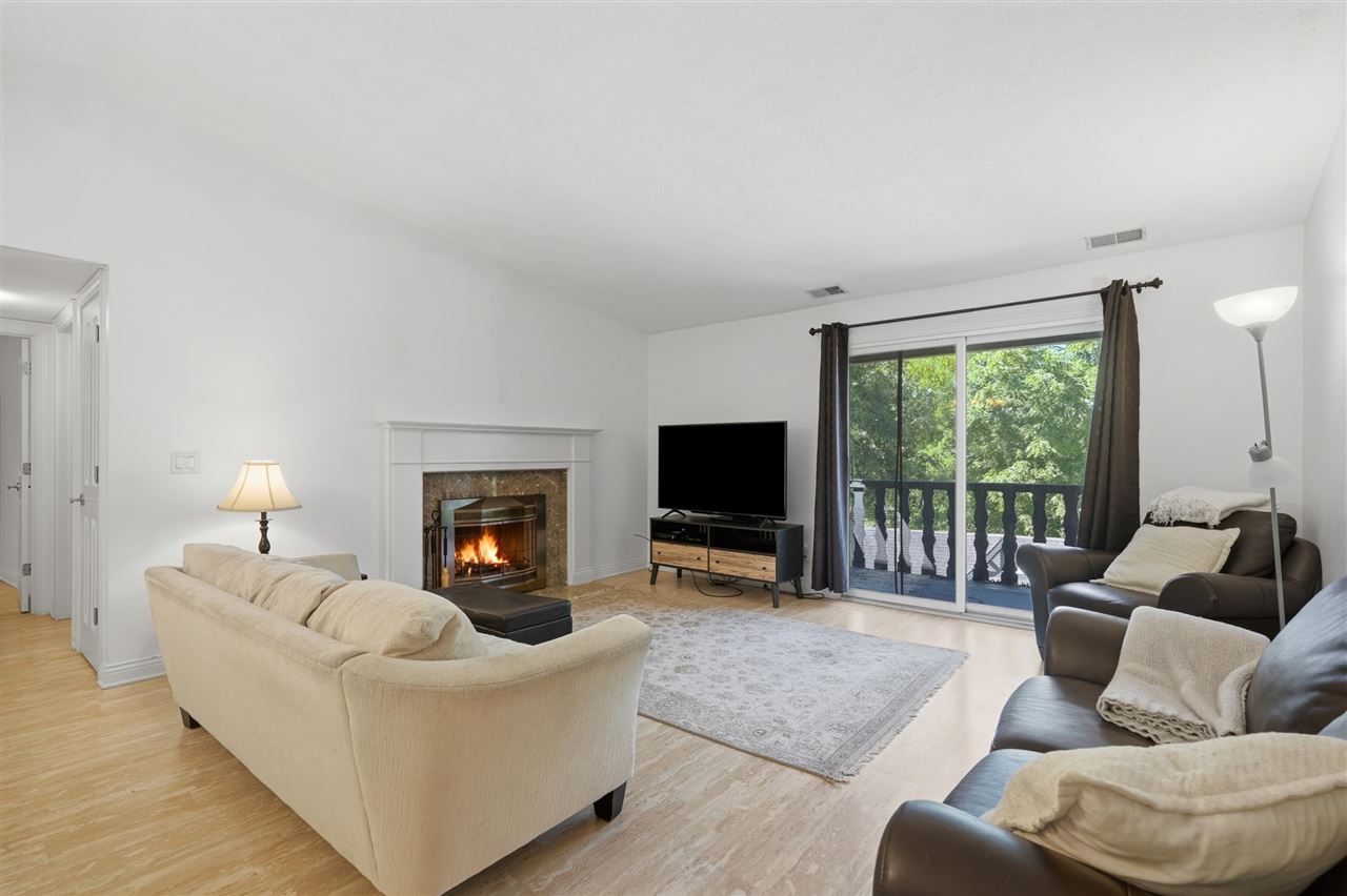 1512 1st Ave Unit: C303S