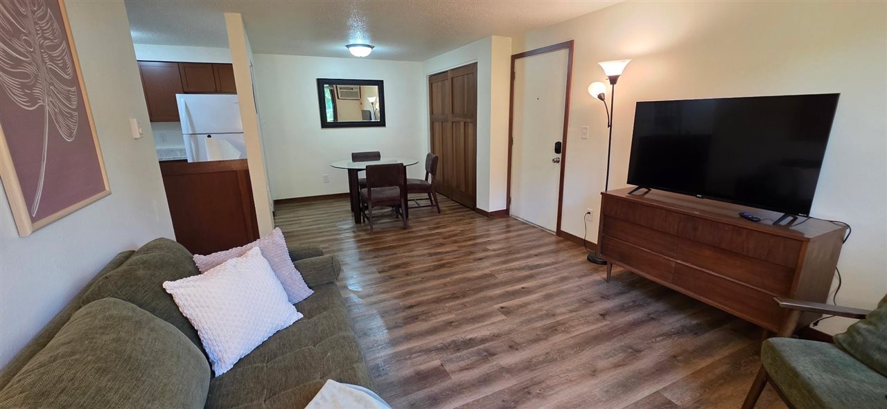 812 Benton Drive #14 Unit: 814 Benton Drive #14