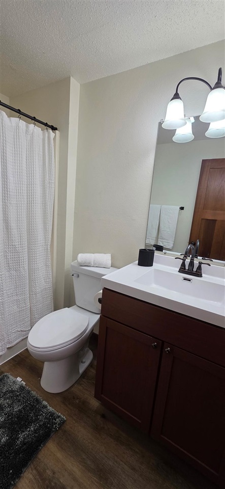 812 Benton Drive #14 Unit: 814 Benton Drive #14
