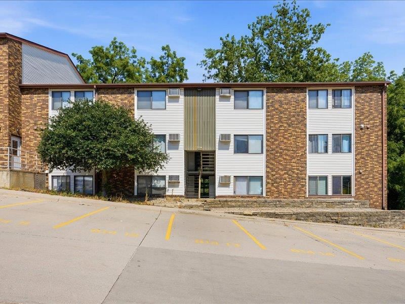 812 Benton Drive #14 Unit: 814 Benton Drive #14