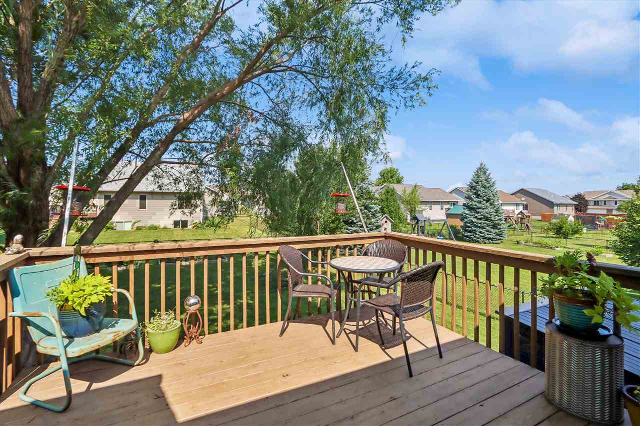 235 N McKenzie Ln