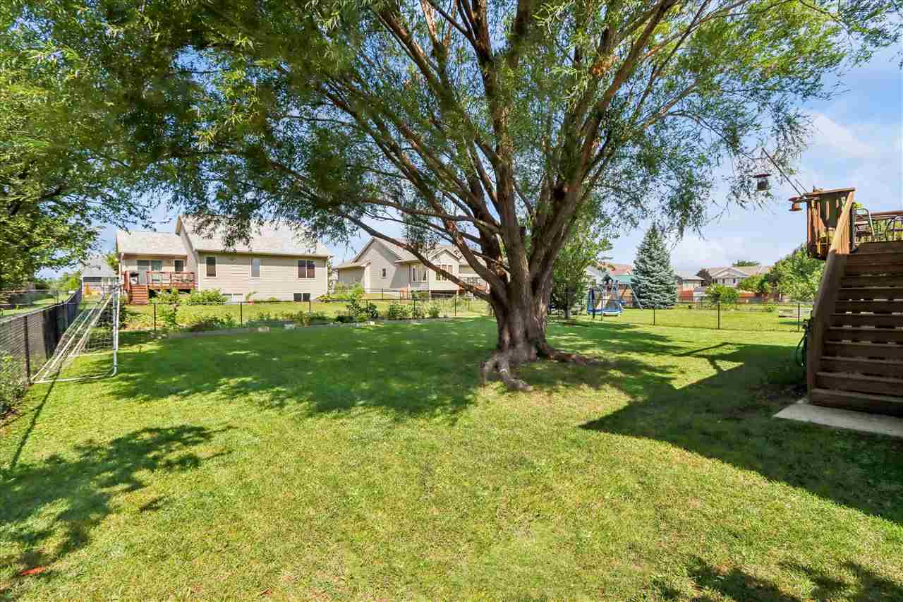 235 N McKenzie Ln