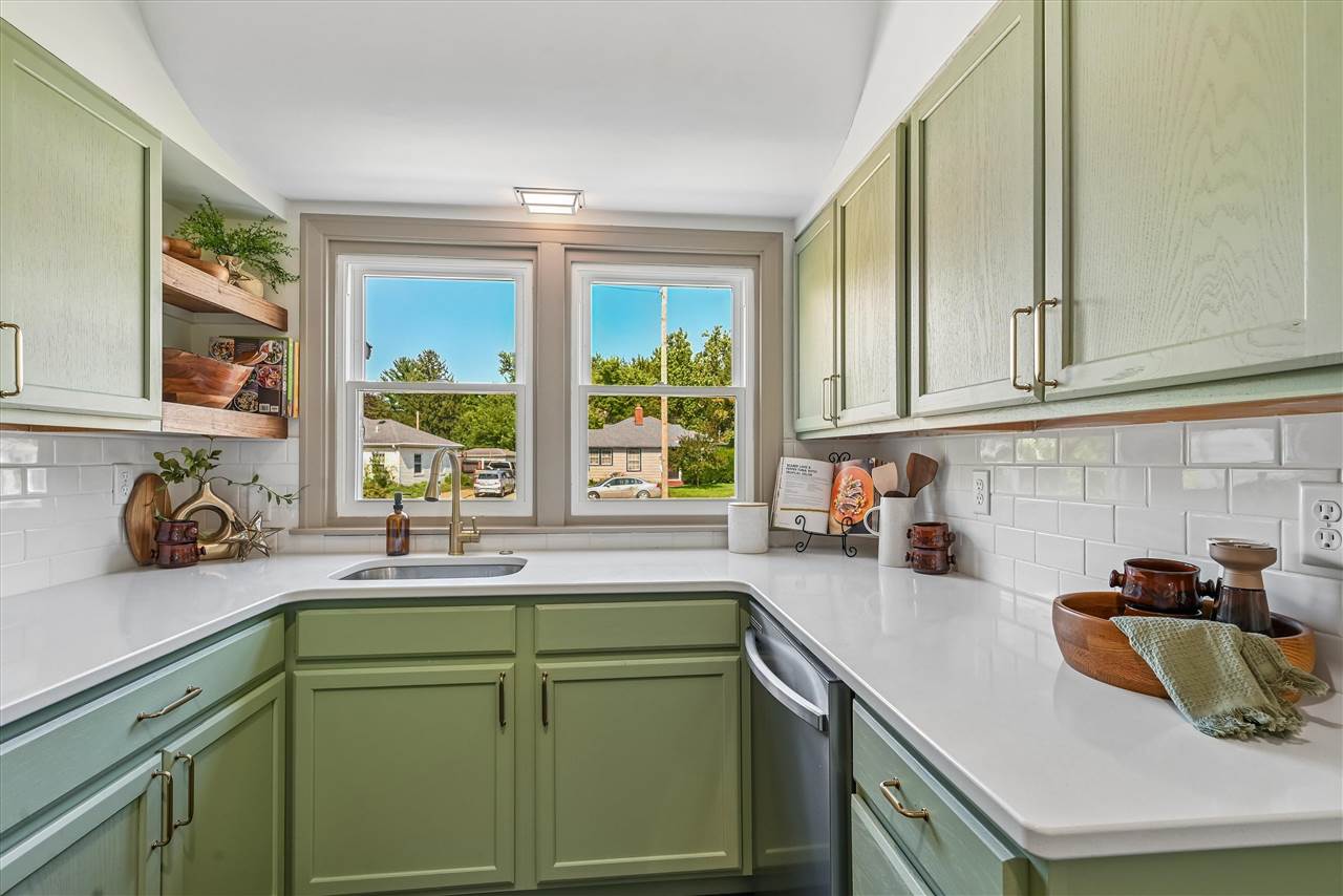 6 Kirkwood Circle