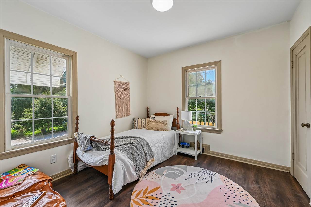6 Kirkwood Circle