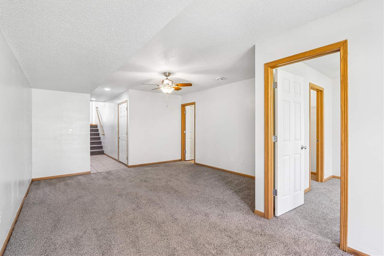 1405 Hayden Lane