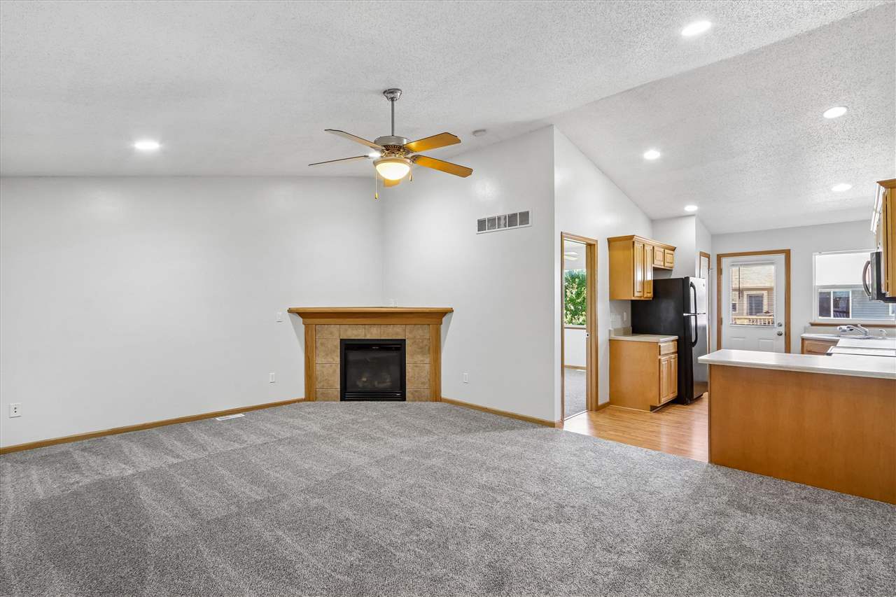 1405 Hayden Lane