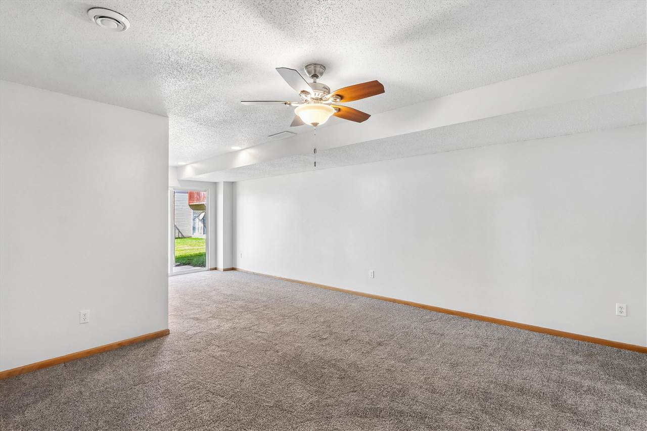 1405 Hayden Lane