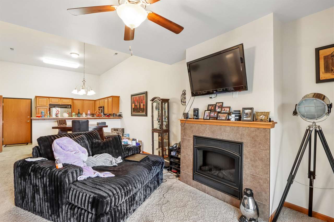 460 Cameron Way Unit: 101-306