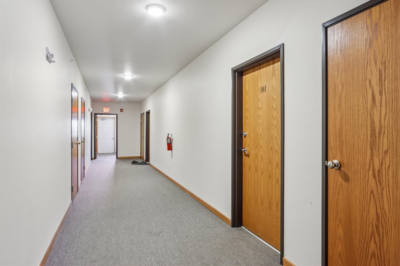 460 Cameron Way Unit: 101-306