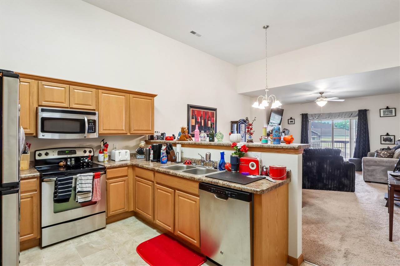 460 Cameron Way Unit: 101-306