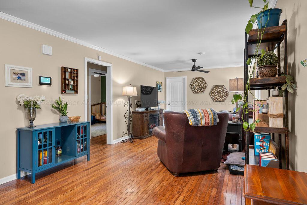 78 JOE BRACKETT Rd
