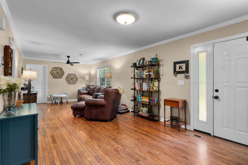 78 JOE BRACKETT Rd