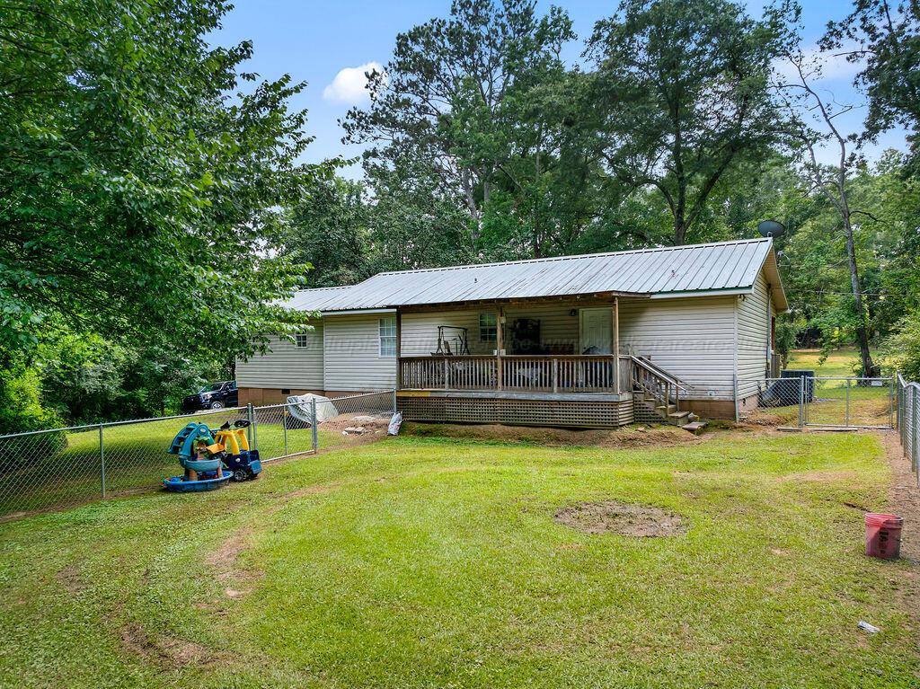78 JOE BRACKETT Rd
