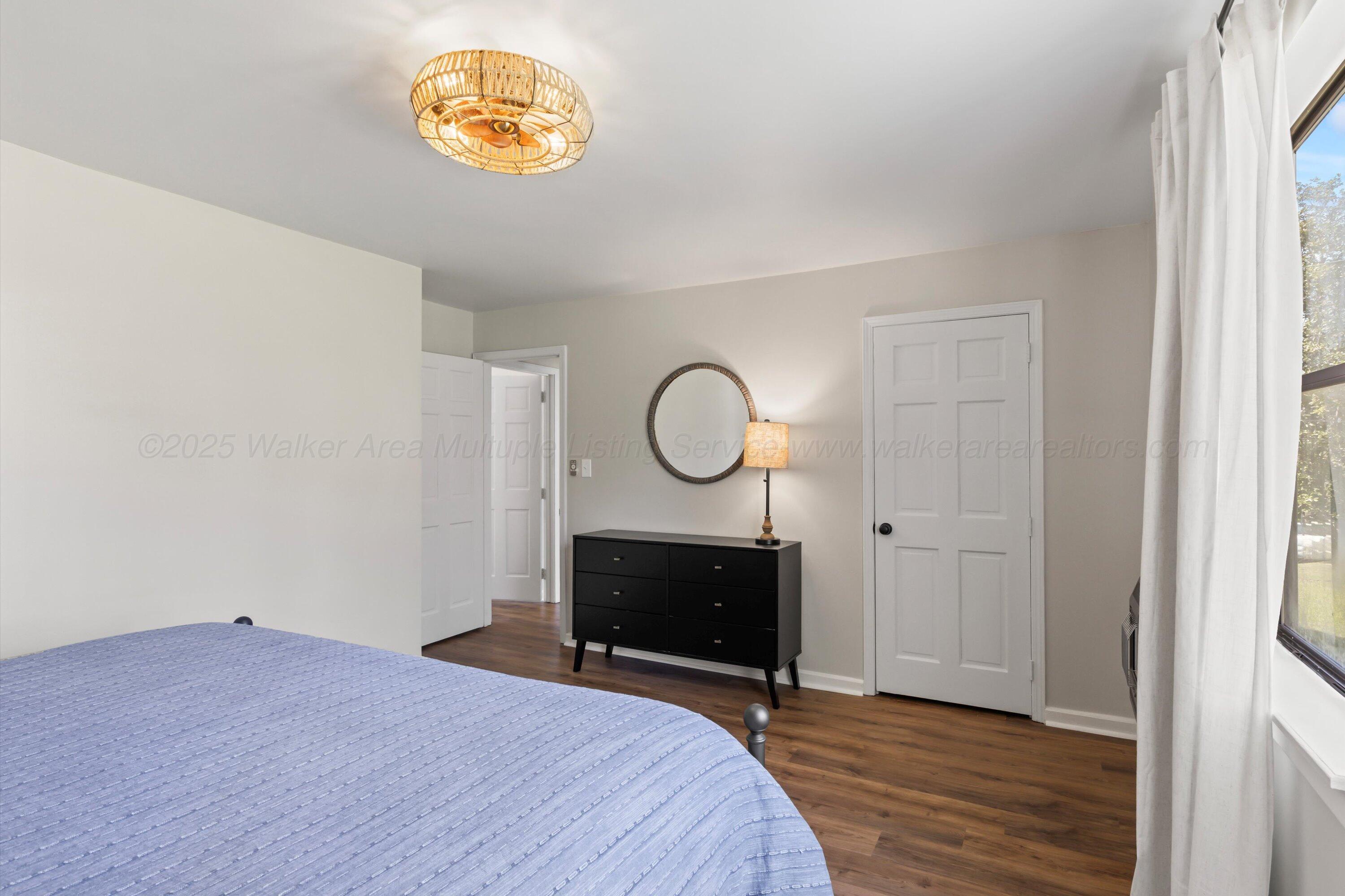 1221 OLD DUNCAN BRIDGE Rd