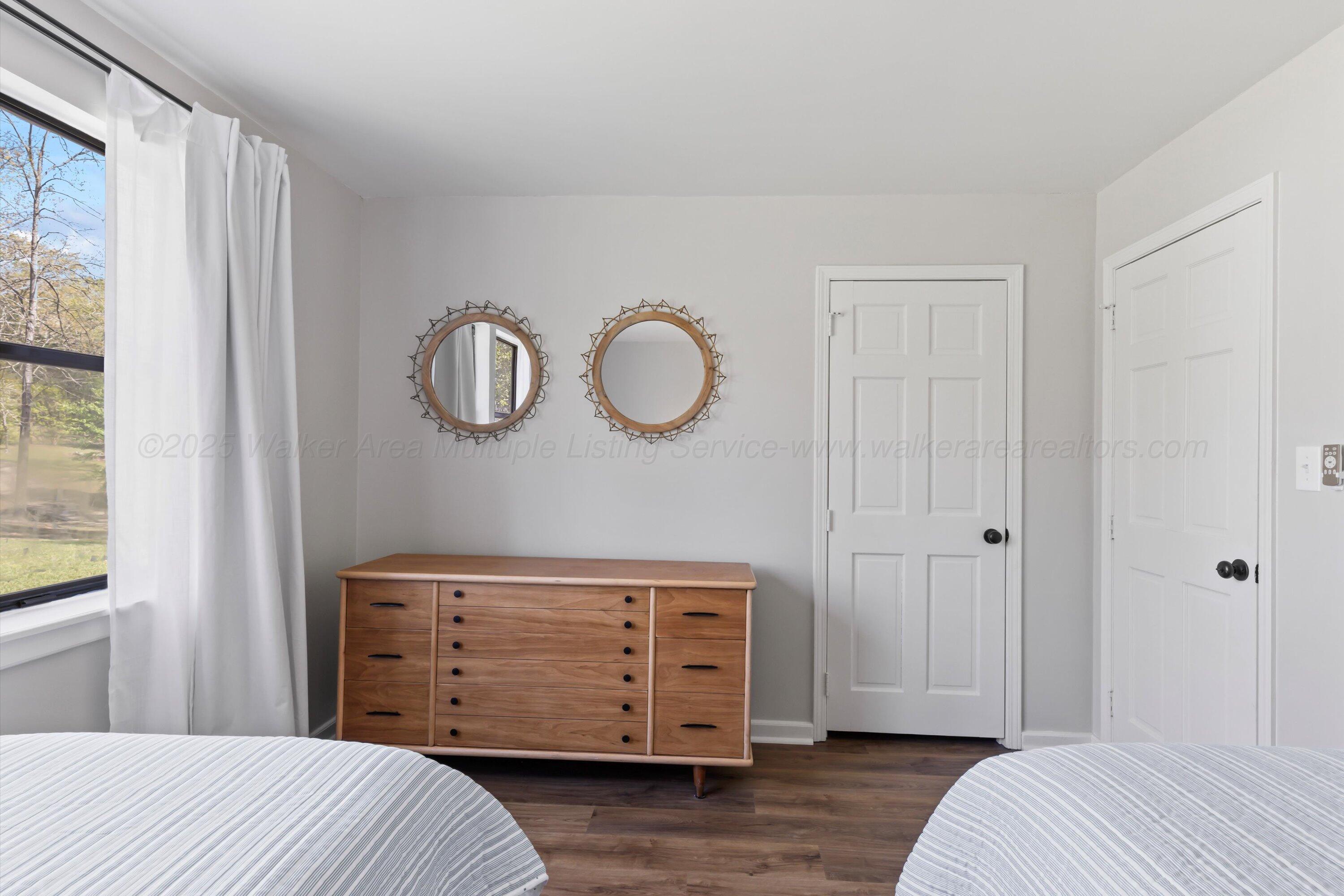 1221 OLD DUNCAN BRIDGE Rd