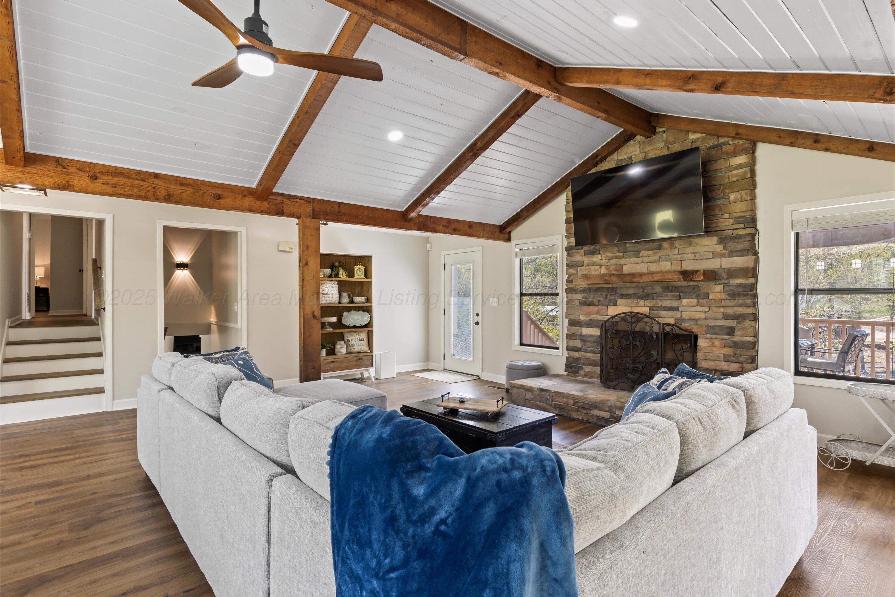 1221 OLD DUNCAN BRIDGE Rd