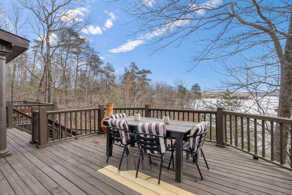 42 COUNTY RD 3936