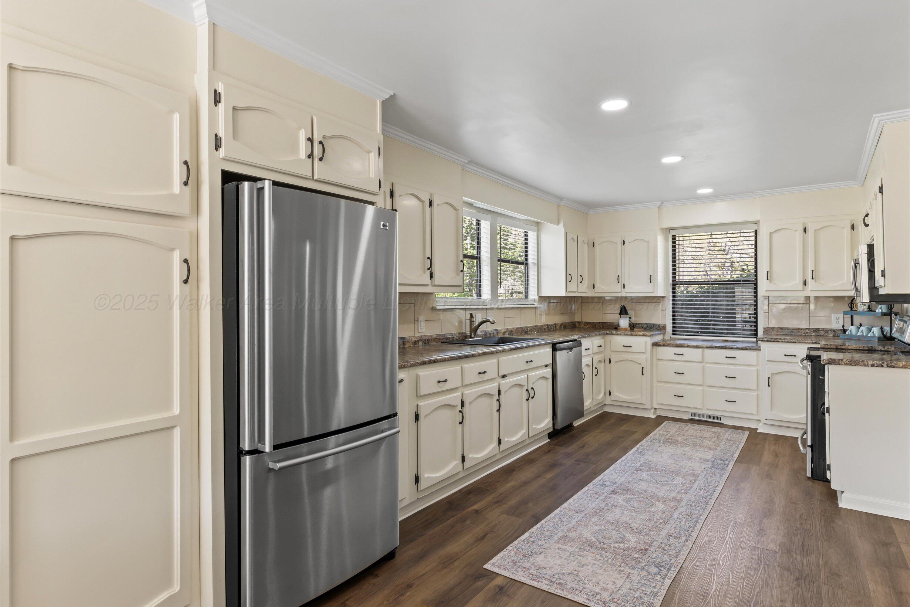 1221 OLD DUNCAN BRIDGE Rd