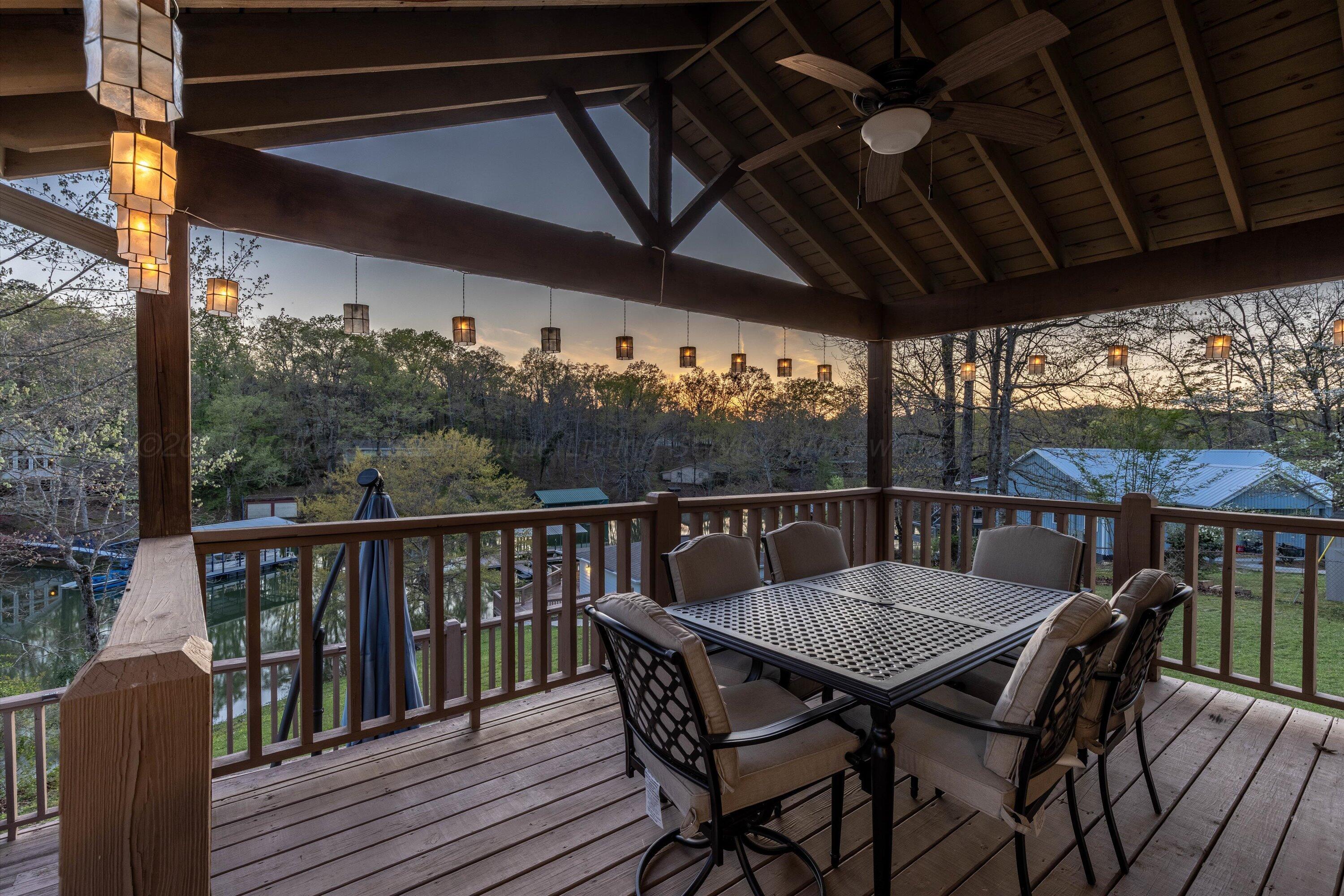 1221 OLD DUNCAN BRIDGE Rd