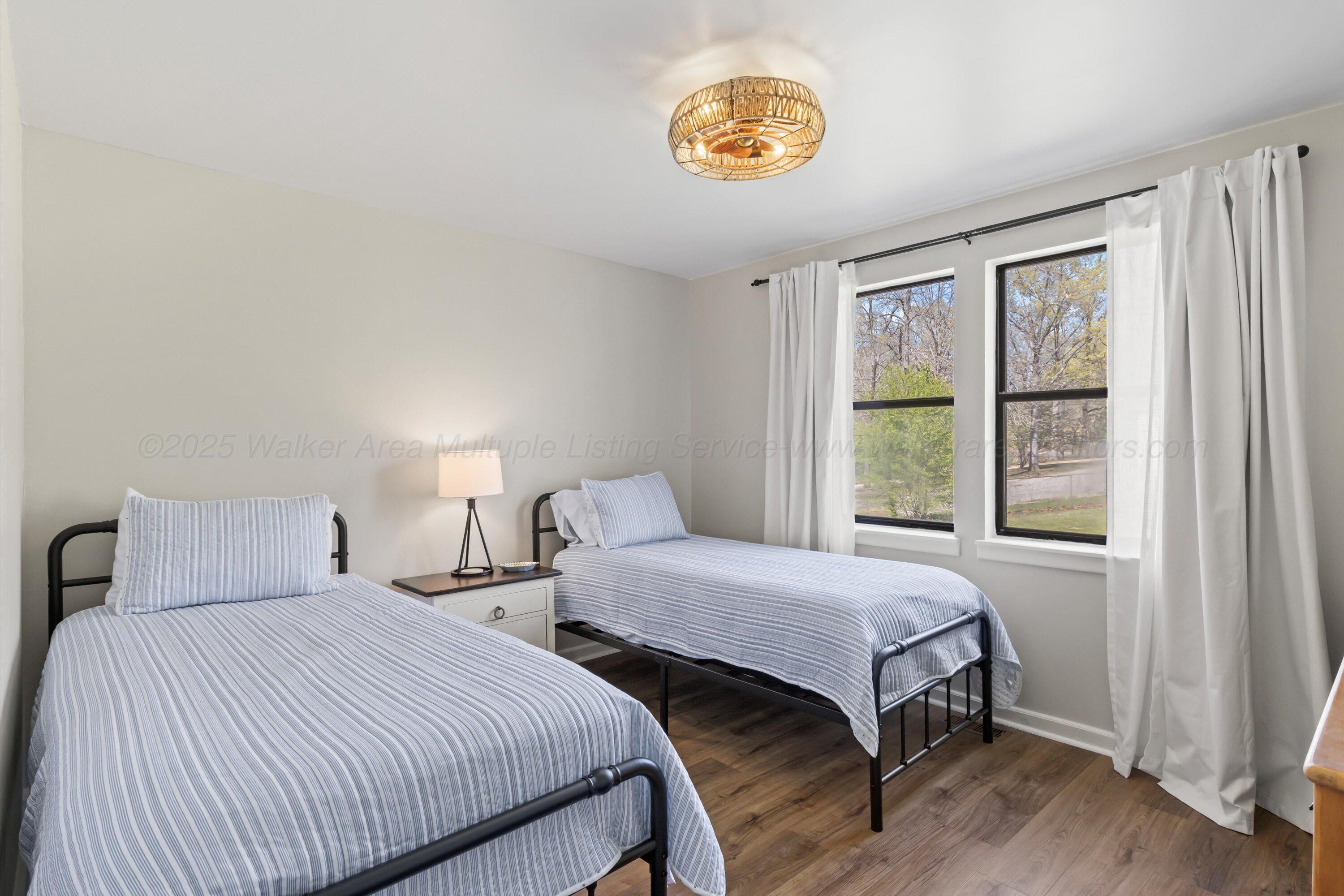 1221 OLD DUNCAN BRIDGE Rd