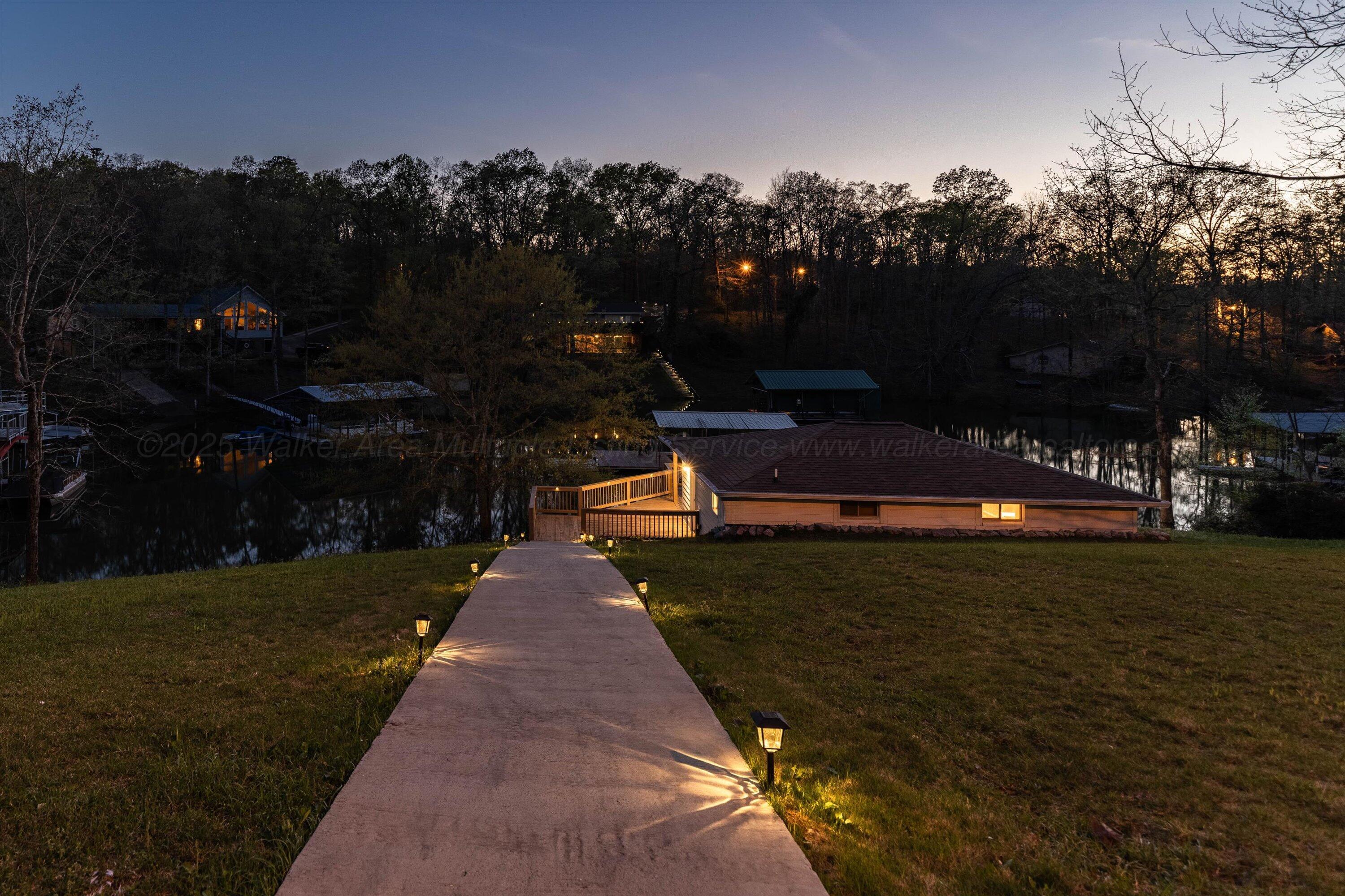 1221 OLD DUNCAN BRIDGE Rd