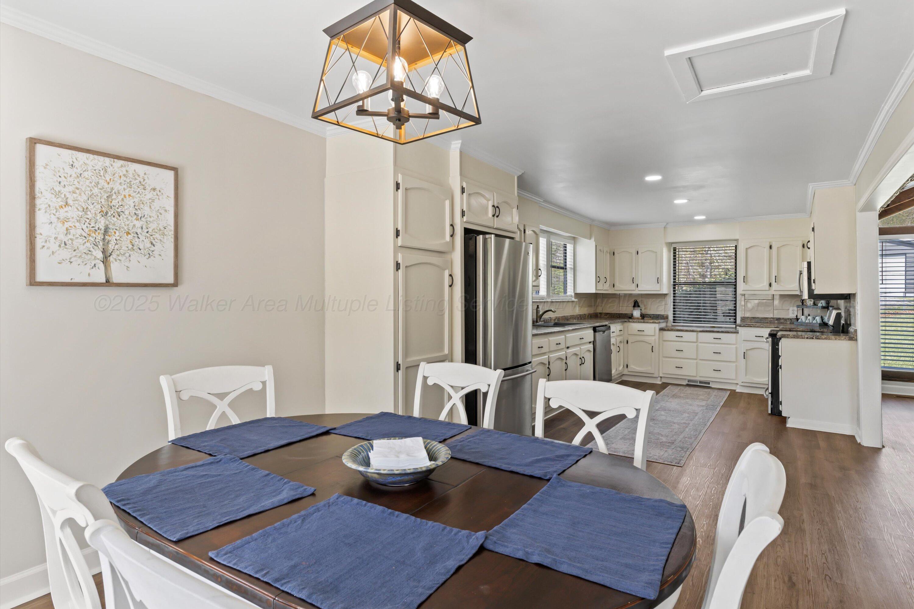 1221 OLD DUNCAN BRIDGE Rd