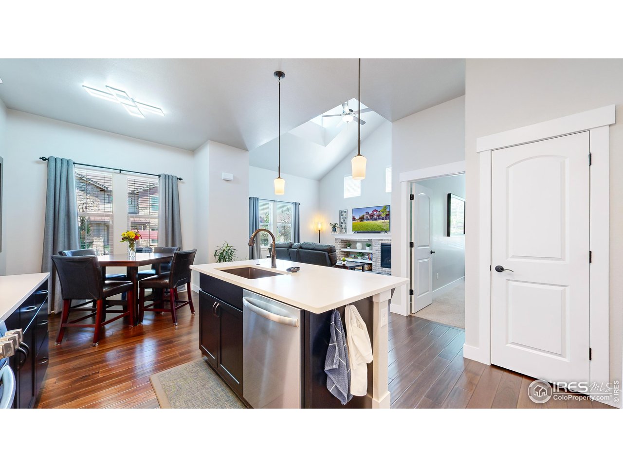 6328 Pumpkin Ridge Dr 1