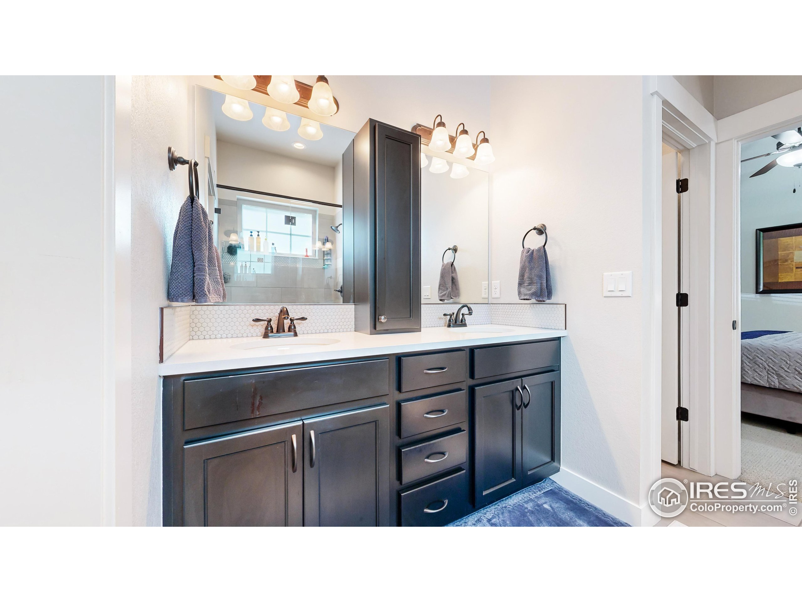 6328 Pumpkin Ridge Dr 1