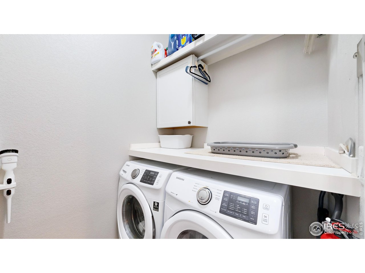 6328 Pumpkin Ridge Dr 1