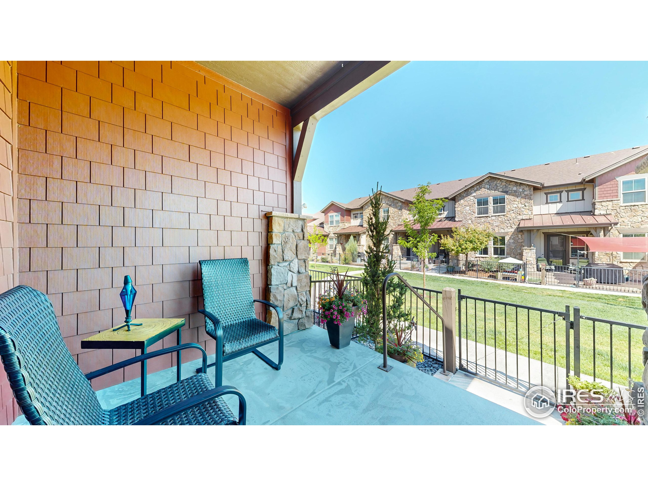 6328 Pumpkin Ridge Dr 1