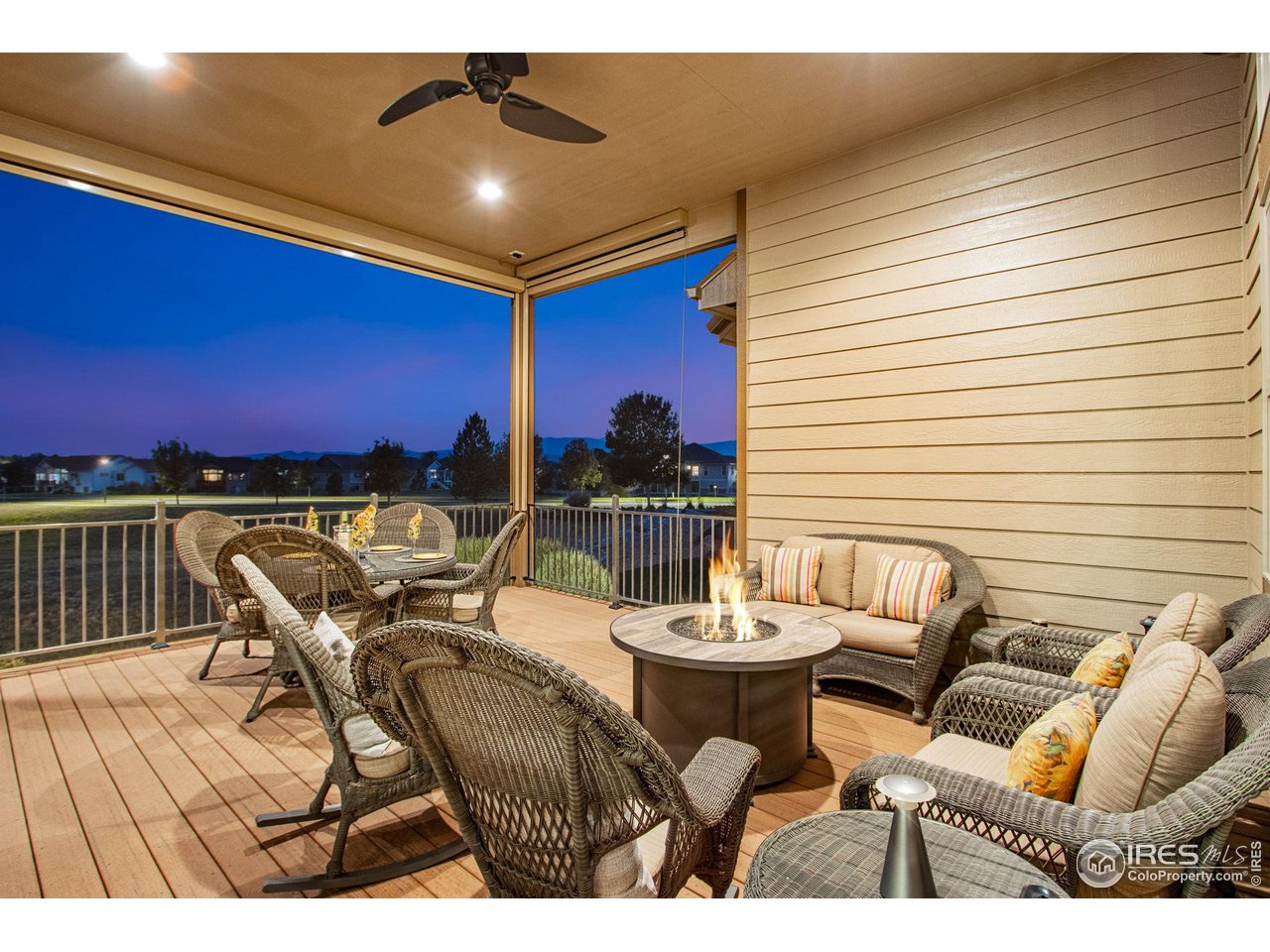 927 Prism Cactus Cir